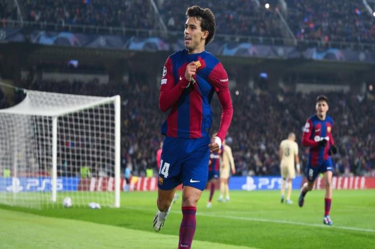 جواو فيليكس نجم برشلونة